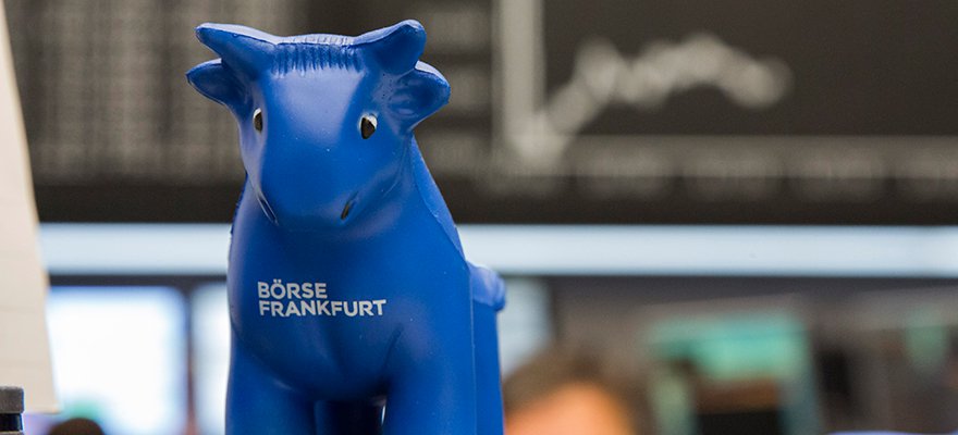 Frankfurt-Stock-Exchange-bull-1
